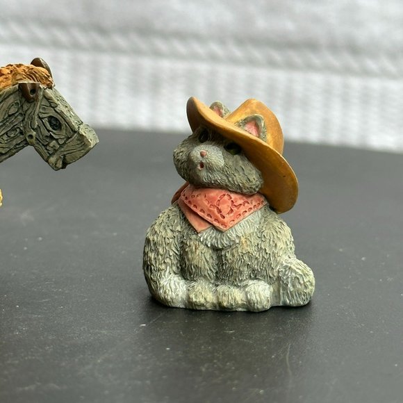 Hallmark Cowboy Cameron Merry Miniatures Decoration from 1996 - Picture 8 of 11